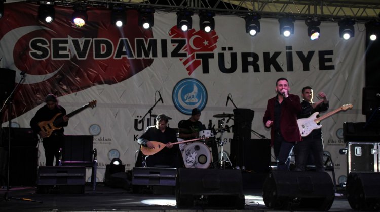 sevdamiz-turkiye-konser (1).jpg